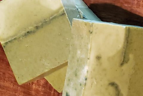 PUMPKIN HARVEST BAR SOAP WITH SPIRULINA & ORGANIC TURMERIC. INFUSED WITH LAVENDER & PATCHOULI ESSENTIAL OILS.